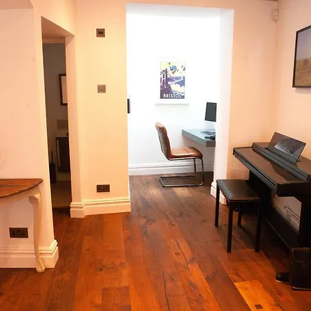 Gorgeous 2 Bedroom House In Clifton Μπρίστολ