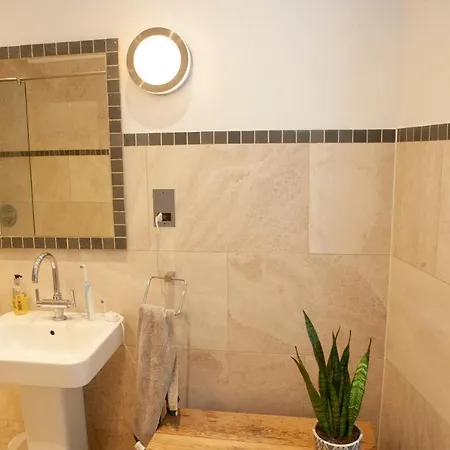 Διαμέρισμα Gorgeous 2 Bedroom House In Clifton